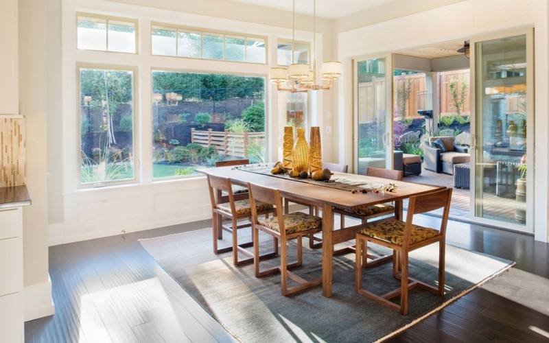 slide-dining-1400x800